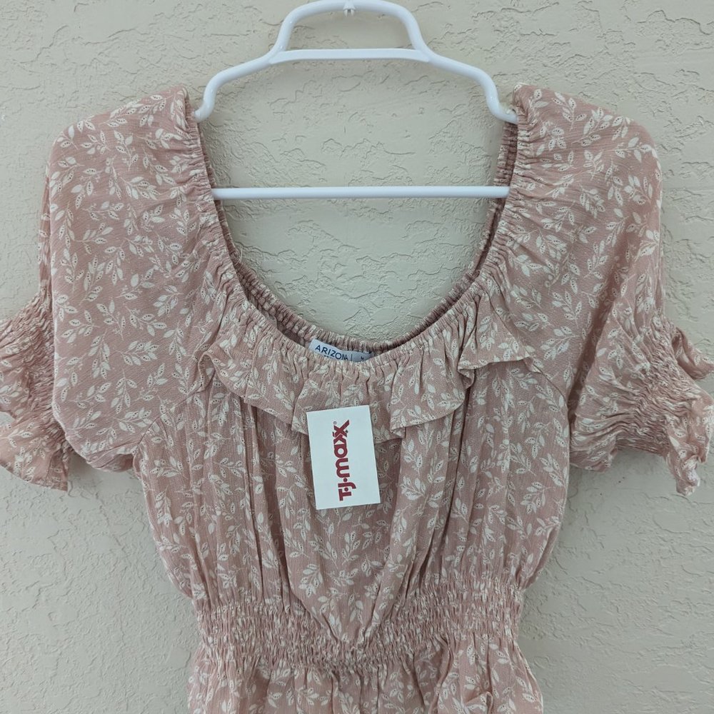 Arizona Off the Shoulder Ruffled Floral Pink Crop Blouse Size M NWT - Picture 2 of 4